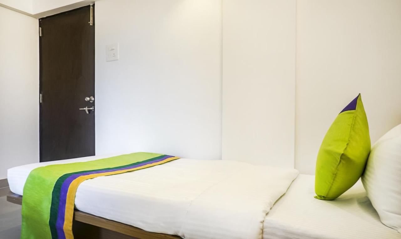 Treebo Luxe Suite, Shivaji Nagar Pune Exterior foto